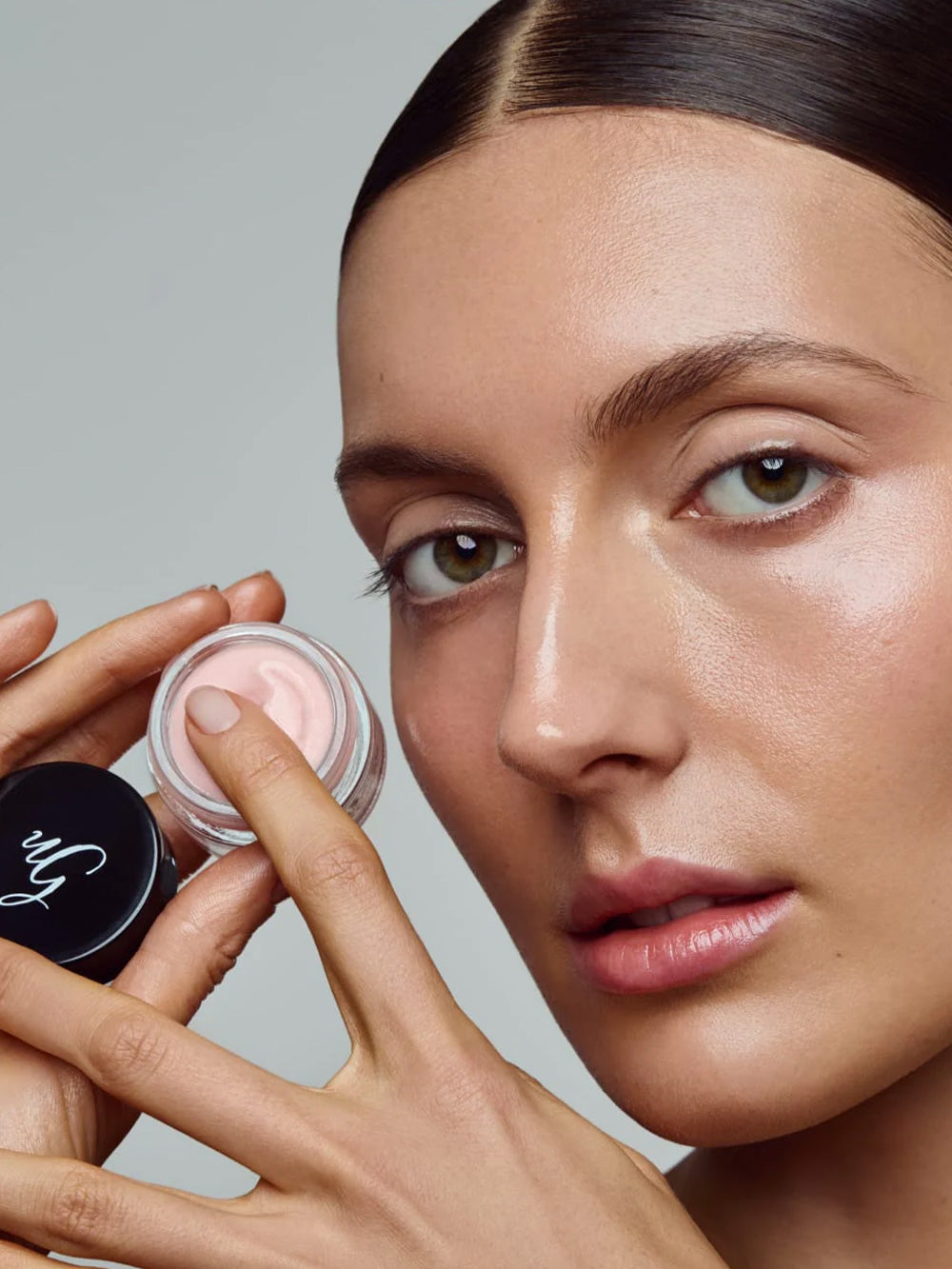 AMIE Natural Vitalizing Eye Cream