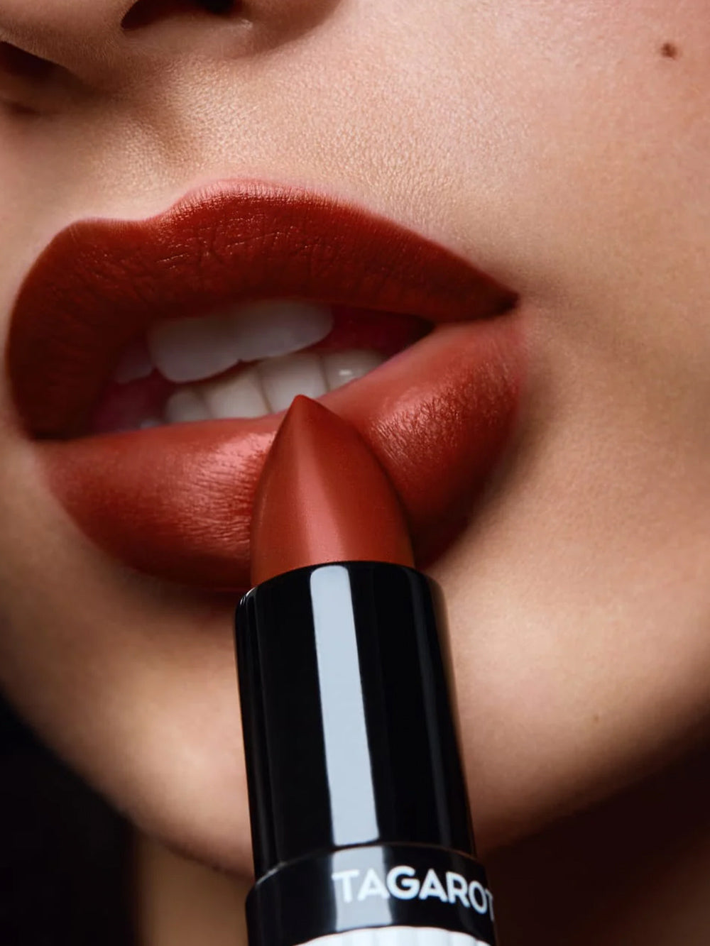 TAGAROT Lipstick